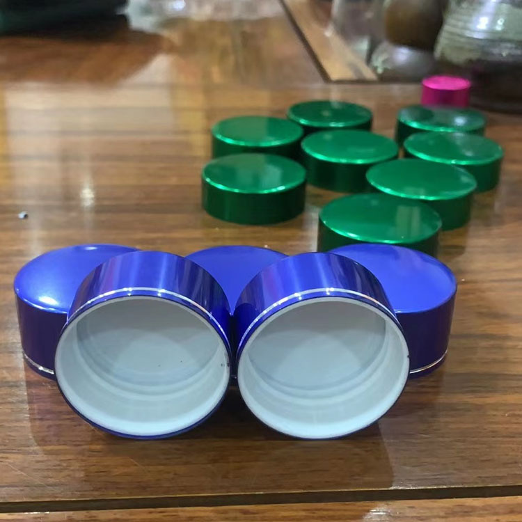 28 mm iniektowe czapki formowania